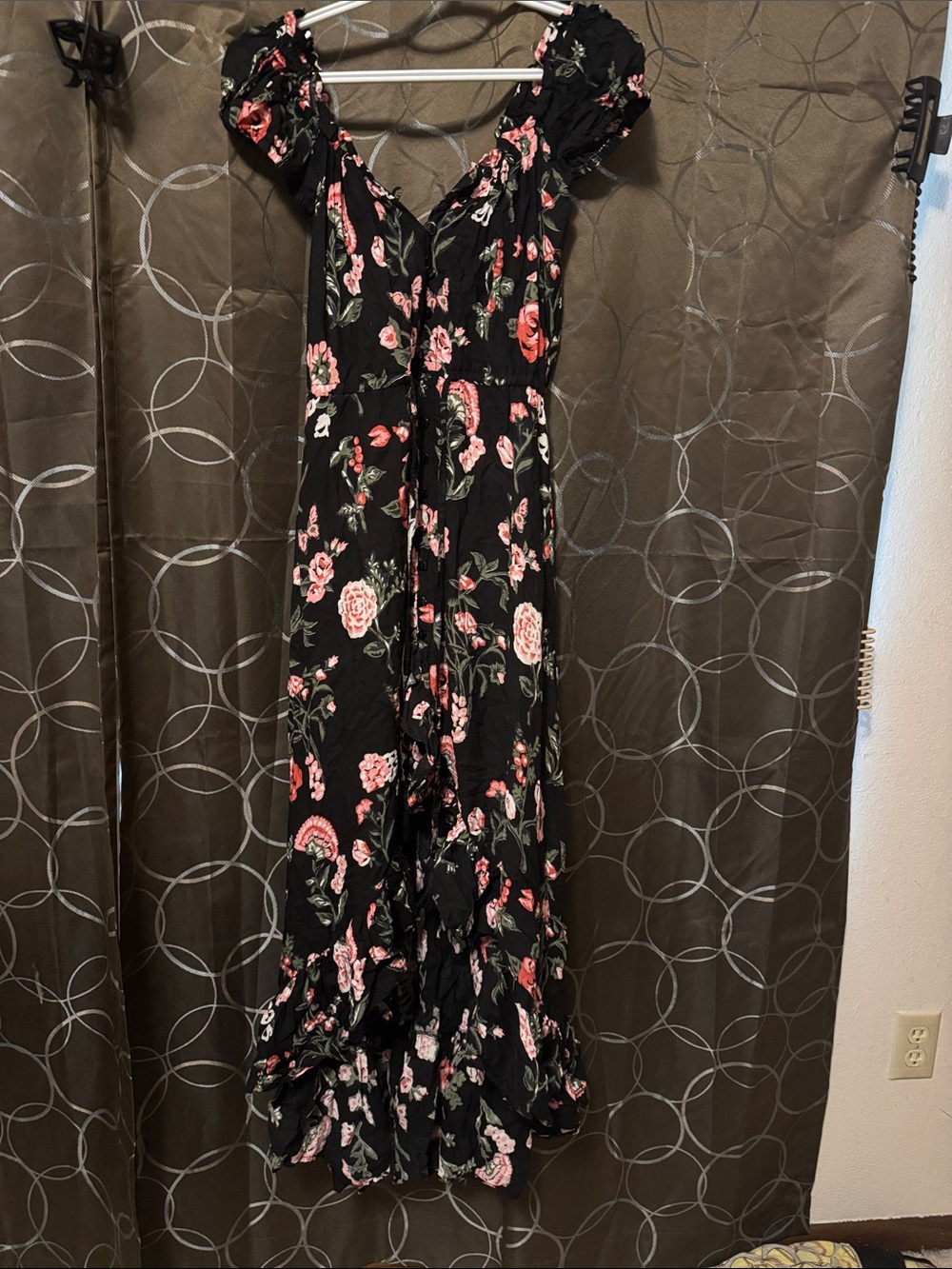 Black Floral Maxi Dress with Pink Rose Print and Puff Sleeves
